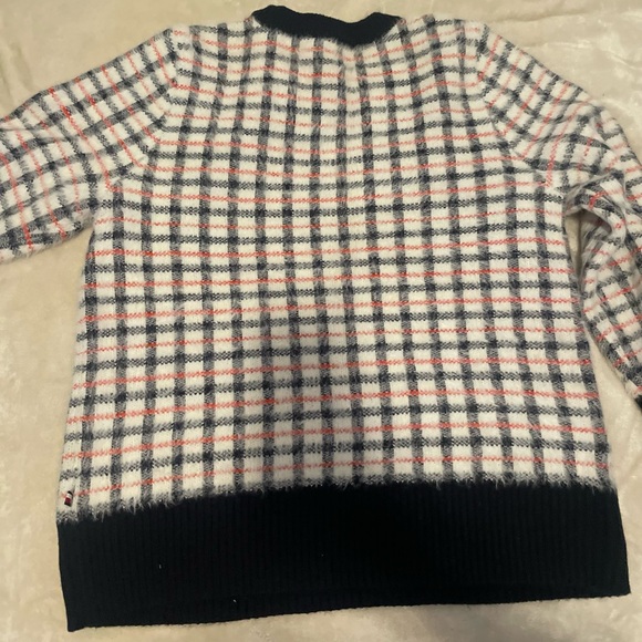 Tommy Hilfiger plaid sweater size XL - Picture 5 of 5